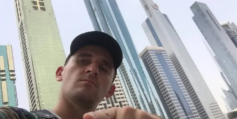 Гробаря от „Сървайвър” се посвети на Бог, стана поп! (Снимки)