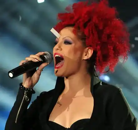 Жана Бергендорф бяга от България, ще пее по кръчмите в Южна Корея