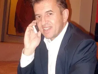 Мрежата завря! Игор Марковски прави каталог със слабо облечени българки (Снимки)