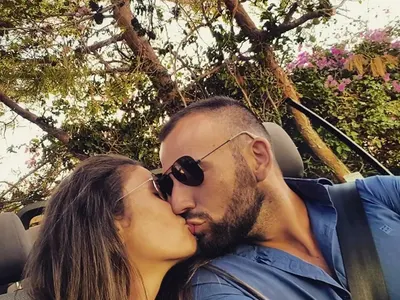 Наско Месечков трепери над бременната си съпруга, Кремена в супер форма седмици преди раждането