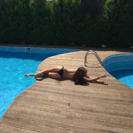 Сигнал до HotArena: Силиконова долина, минала през доктор Енчев, заби син на милиардер! Баровецът затвори хотел заради нея (Снимки)