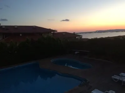 Сигнал до HotArena: Силиконова долина, минала през доктор Енчев, заби син на милиардер! Баровецът затвори хотел заради нея (Снимки)