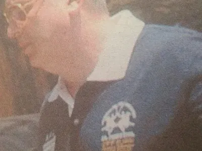 След раздялата с Емилия, Коко Динев изглежда супер гъзарски! Свеж и енергичен похапва домашни манджички в бившата си кръчма