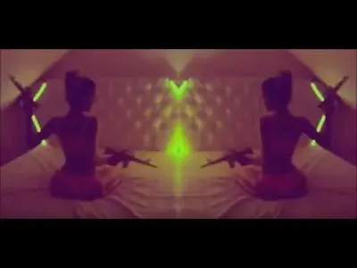 Сузанита се снима без дрехи от 13-годишна! Скандални снимки