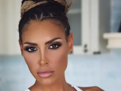 Черната Златка вади 100 000 евро за нов дом! Мести се с Миро в Студентски град