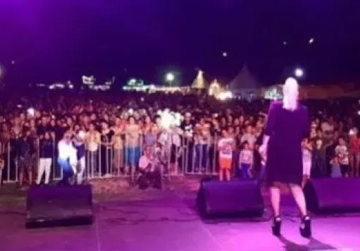 Деси Слава каза чао на феновете си за цяла година: Ще ми липсвате много! Обичам ви!