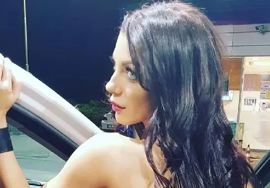 Емануела изби рибата с тази снимка в 5 сутринта! Провокацията е голяма! (Фото в галерията)