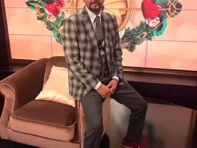 Гилотината на лорд Минчев свисти: Алисия с пола намазана с прокиснал пастет, Дани Милев е моден отшелник, Тото губи от модното Тото + още и СНИМКИ