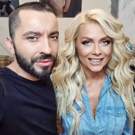 Гримьор се изгаври с Венета Райкова (Снимки)