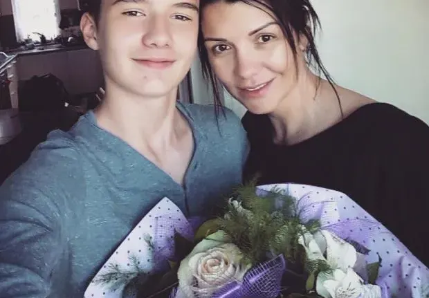 Кали бясна! Арестуваха сина й