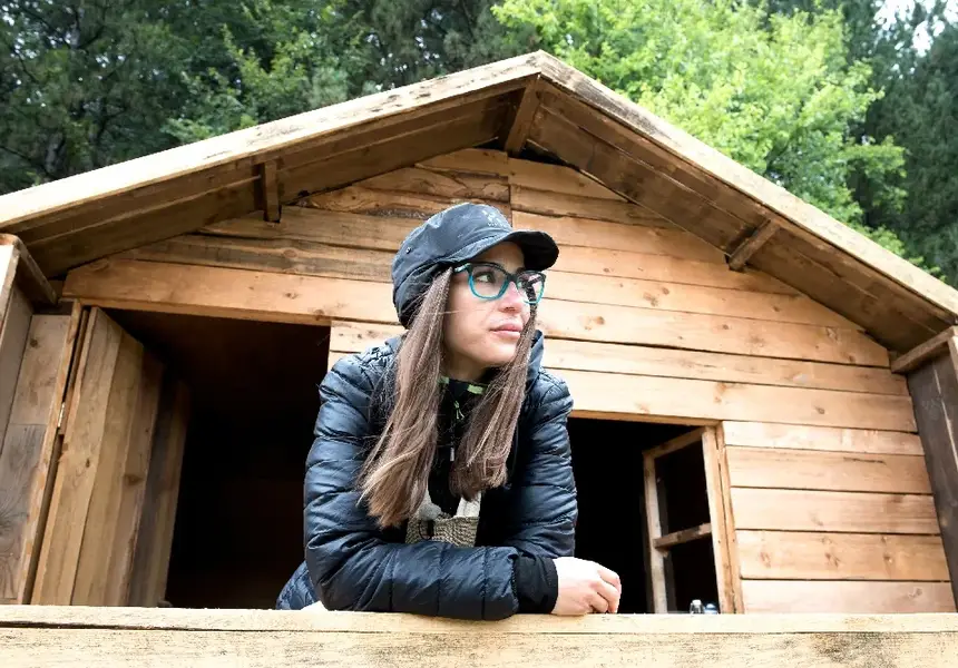 Македонката Диана от „Фермата“ с известно гадже?