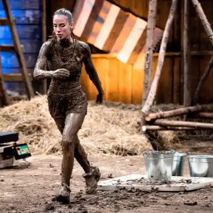 Македонката Диана си тръгна от „Фермата“