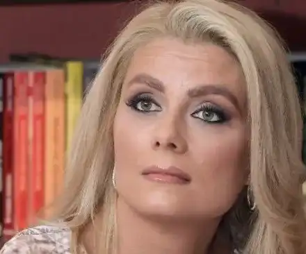 Най-романтичният годеж на Венета не е със съпруга й Тишо! Райкова още поддържа връзка с мъжа, който й е направил „сефтето“