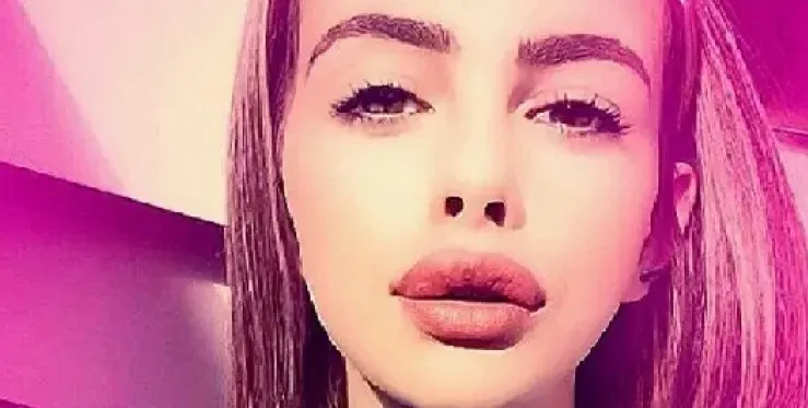 Орхан Мурад даде позволението си на щерката да легне под ножа! 14-годишната Сузанита слага силикон! Вече е с нови устни за 120 лева (Подробности)