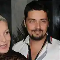 ПОТРЕС! Мъжът на Гала зарязал 3-месечното си бебе заради нея! ТВ звездата тормозела бившата жена на гаджето си с грозни съобщения (Подробности)