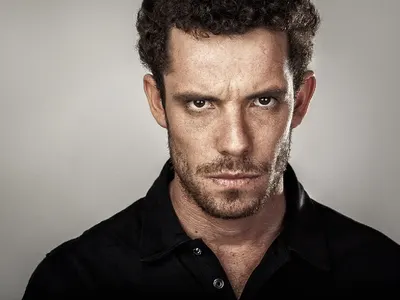 Приятели спасяват Явор Бахаров от мизерия