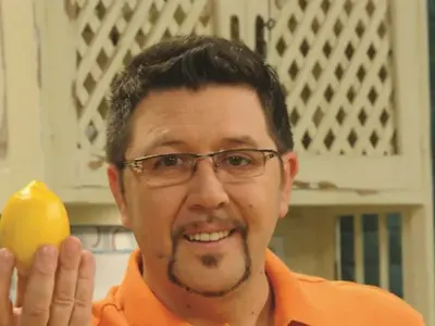 Шеф Петров профукал за жени 4 милиона