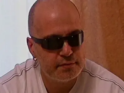 Слави се стопи с 20 кг. след операцията, трябва да забрави за тичането