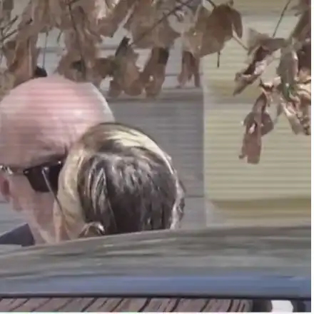 Стоян Алексиев отново в крачка с палава студентка