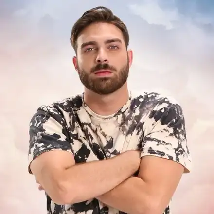 Тото зарязва футбола заради тежка контузия! Рапърът от „ВИП Брадър” крие гаджето си