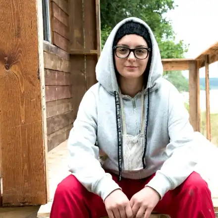 Военни щерки излизат на дуел във „Фермата“