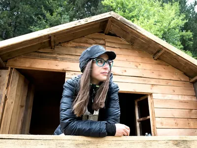 Военни щерки излизат на дуел във „Фермата“