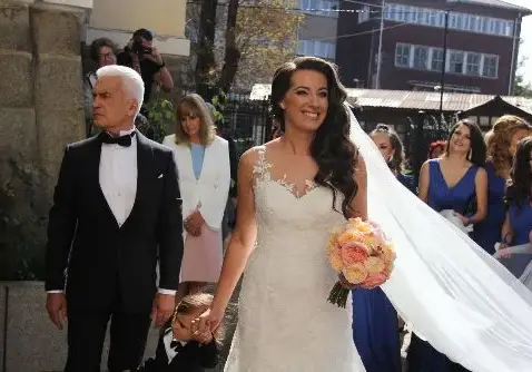 Волен и Деница на меден месец в Италия, ще работят за още деца