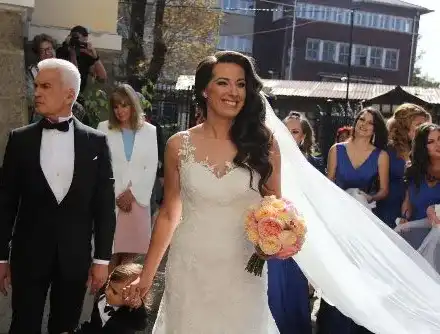 Волен и Деница на меден месец в Италия, ще работят за още деца