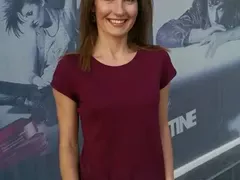 Гинка Кесякова на море с таен обожател (Бившата на президента събра погледите по бански - Фото в галерия)
