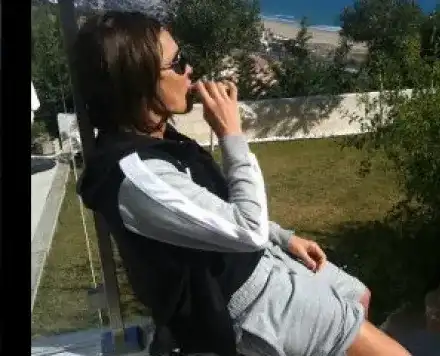 Цеци Красимирова дипли здрави пачки от трева-гигант