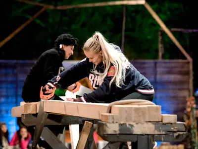 Черна нинджа отвя Божидара Бакалова във „Фермата“