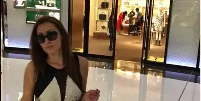 Джена пръсна 30 бона за парцалки в Дубай