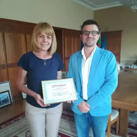 ДНК кръщава 1000 български бебета едновременно