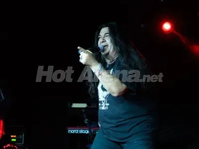 Гилотината на лорд Минчев сече наред: Софи с бронежилетка, Фънки - голямо неоправено легло, Стораро отива на моден ТЕЛК + още прегрешили и снимки