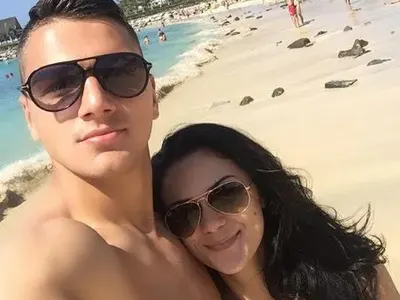 Гущеров прати щерка си на Канарите! Мартина и гаджето й празнуваха годишнина (СНИМКИ)