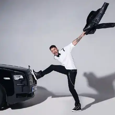 Жоро във фотосесия с уникален по рода си Ролс Ройс