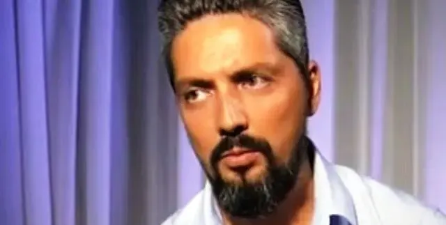Мъжът на Гала с овча глава