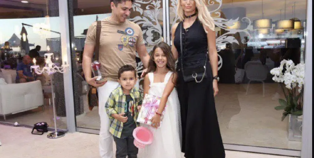 Митко Андонов - баща за пример с децата си Марая и Иво! Мария и съпругата му Никол в уникални отношения (Подробности за взаимоотношенията им)