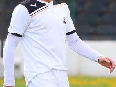 Нашенският Роналдо изял як пердах от мутри на СИК, след като гепил $ 10 000 от Венци Стефанов