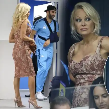 Памела Андерсън пожела успех на гаджето си Адил Рами за мача с България