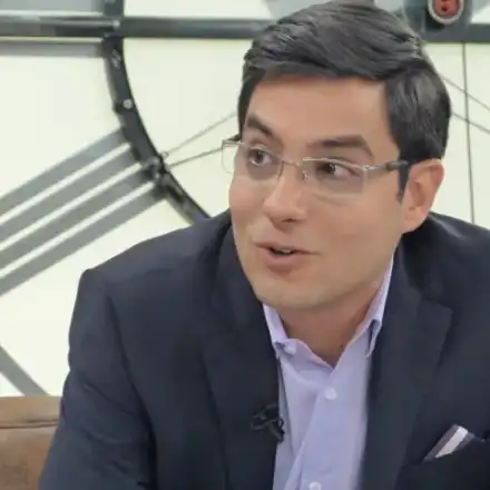 Светльо Иванов пословично разсеян (Журналистът постоянно забравя нещо)