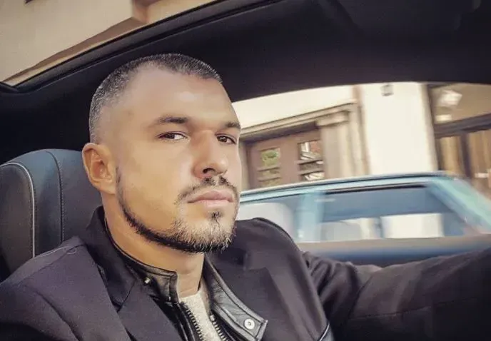 Валери Божинов побеля