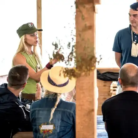 Владо Николов пази Божидара на дуела в неделя