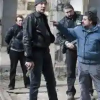 Звездите от „Под прикритие“ трупат яки хилядарки в САЩ и Канада