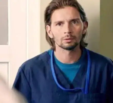 Александър Димов от „Откраднат живот“: Нагледах се на смърт като синя каска! (Постоянно го свалят и мъже, и жени)