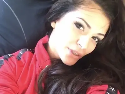 Ексклузивно! Преслава и Павел си пуснаха селфи след бурна нощ! Вижте колко изтощена, с немити очи, но щастлива изглежда певицата (Снимки)