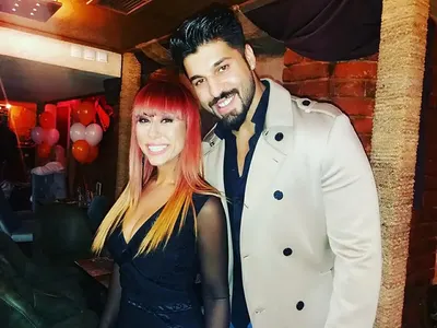 Гилотината на лорд Минчев сече: Калканджиева с панталон - варел, Кацарова и Фики в моден кадаиф, Соня Немска като плакат на 007 + още и снимки