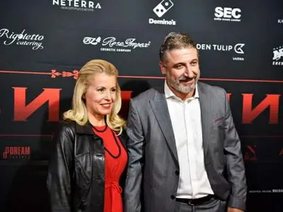 Гилотината на лорд Минчев свисти: Кирил Ефремов – моден първолак, Тото и Ники Кънчев в естетическа депресия + още посечени и СНИМКИ