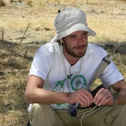 Явор Бахаров  се чисти от алкохола и тревата с грозде и орехи