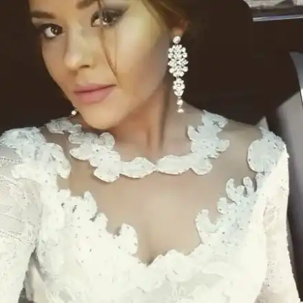 Йоана от X Factor по-голяма пачка от Гери-Никол! Вижте каква кола кара певицата от Монтана (СНИМКИ)